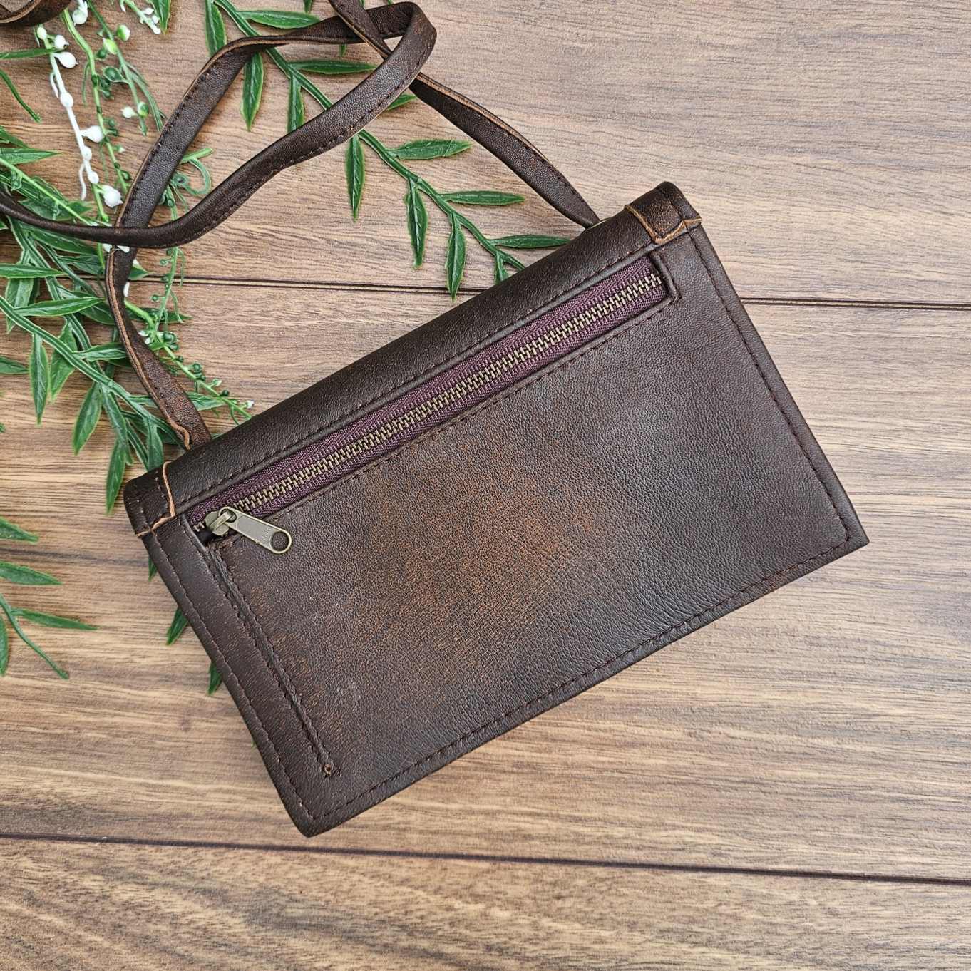 Antique-Brown