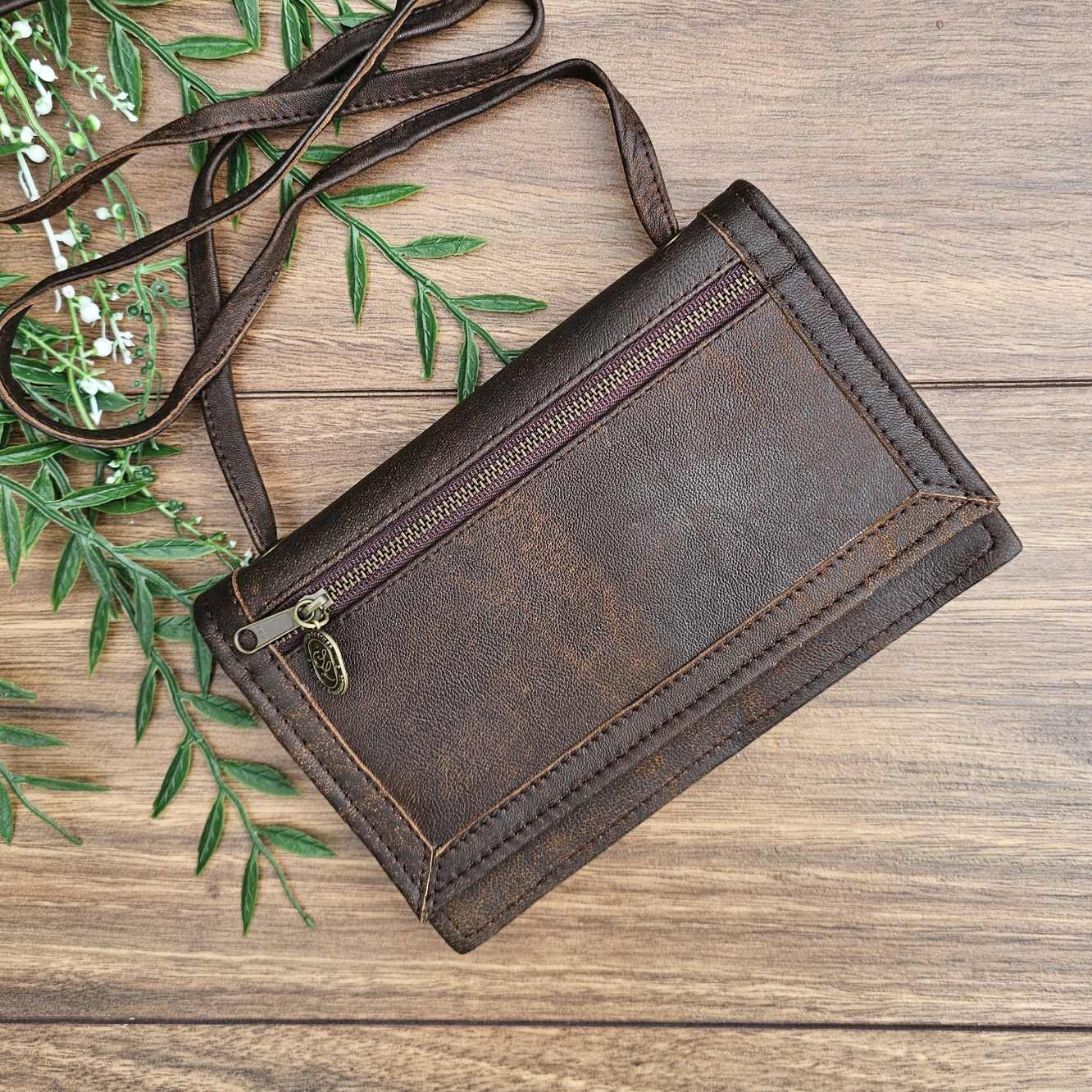 Antique-Brown