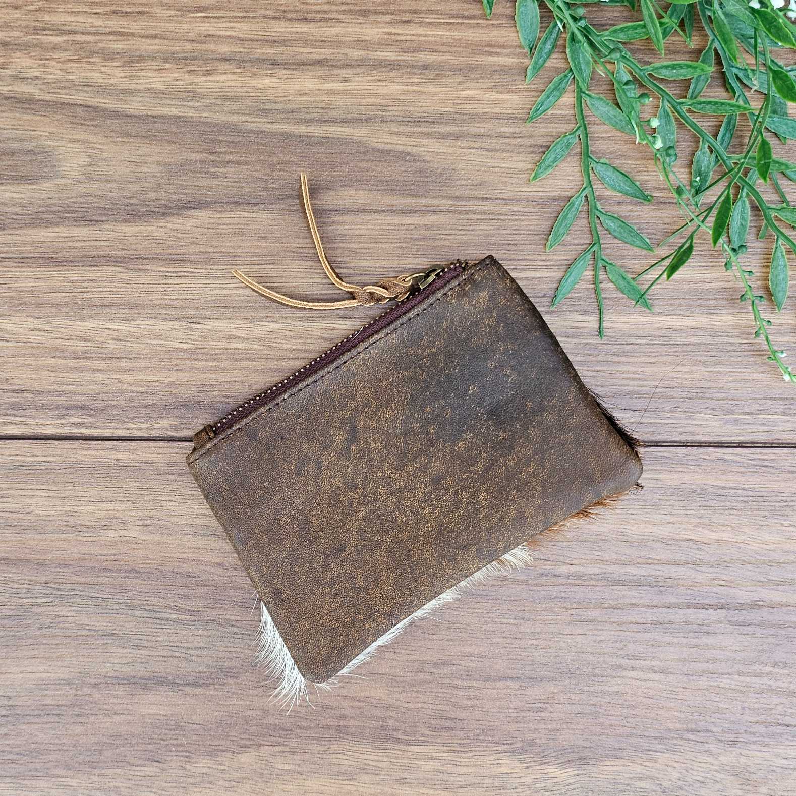 Antiquebrown-mixedfur