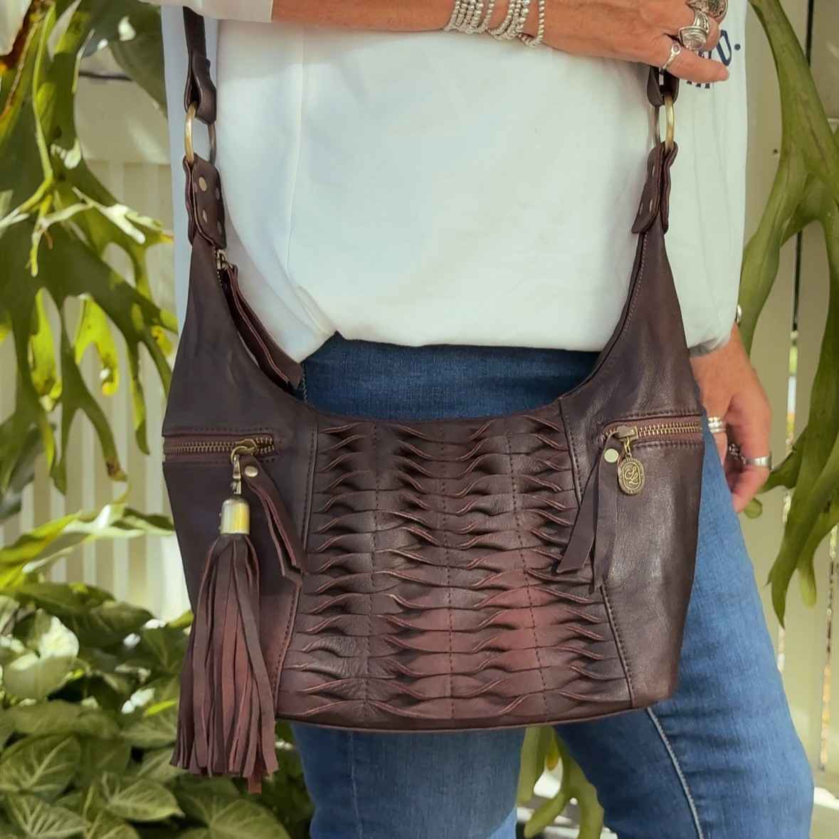 Dark-Antiquebrown
